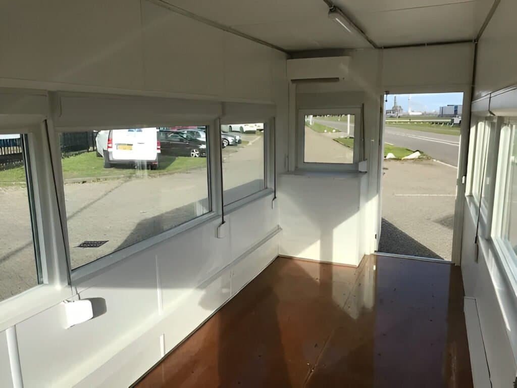 20ft High Cube Fixed Glazing Observation Shipping Container - Image 5