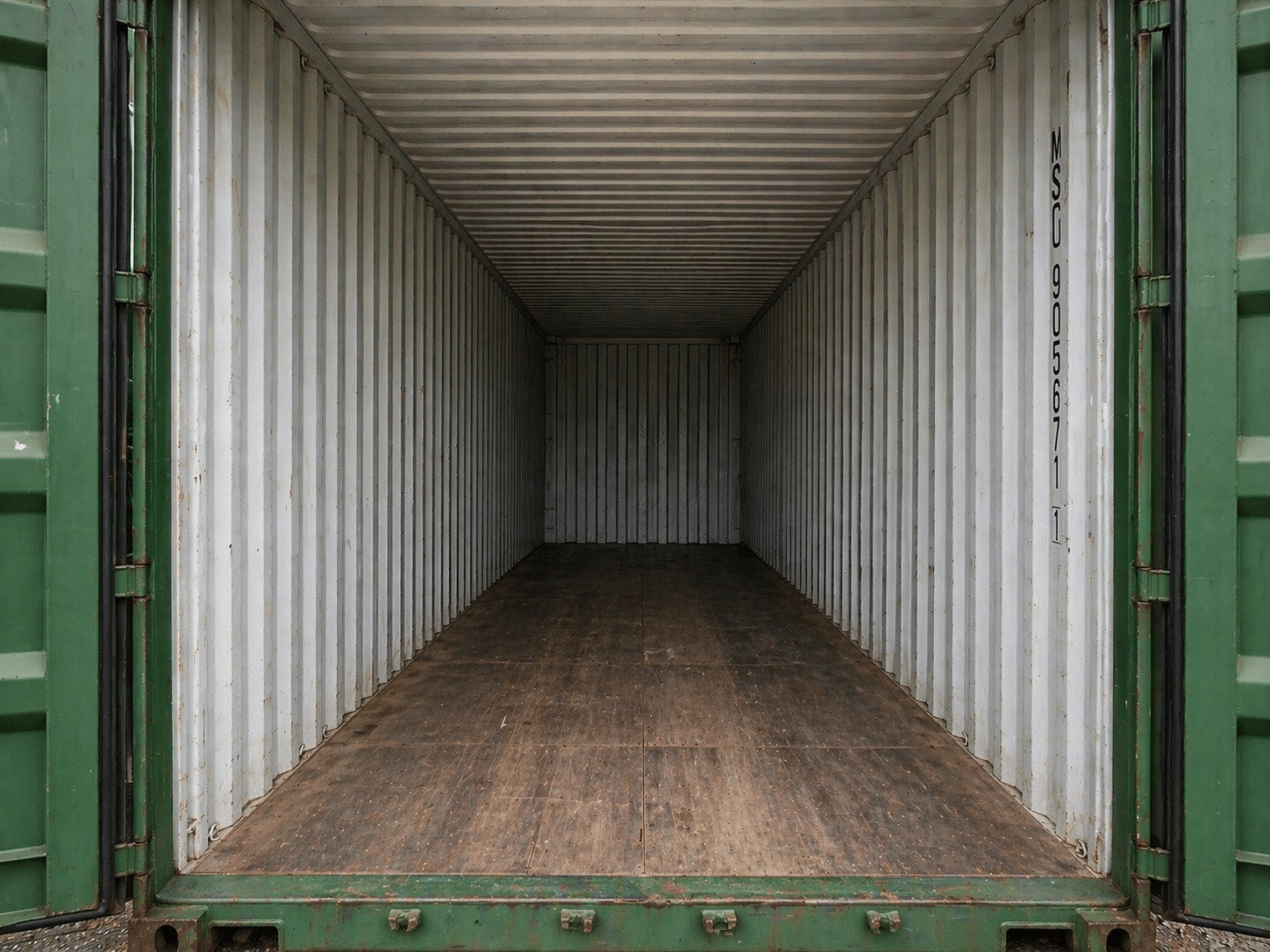 40ft HC Used Wind and Watertight Shipping Container – Yellow or Green - Image 6