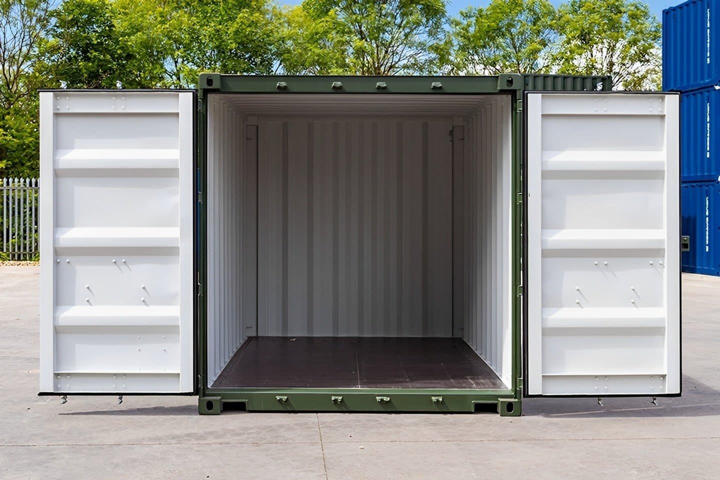 Heavy-Duty 10ft x 8ft One-Trip Green Steel Shipping Container - Image 4