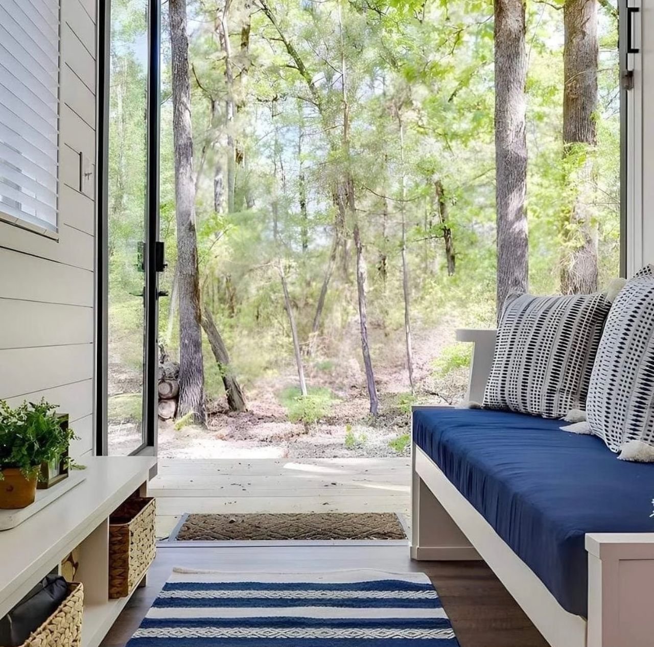 Luxury 1 Bedroom Tiny Home with Rooftop Deck – Fully Furnished Modern Prefab Container Home with Bathroom, Smart Interior & Fast Installation - Image 2